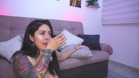 Sophiie online show from May 23, 4:22 am
