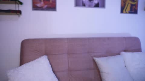 Sophiie online show from November 4, 11:59 am