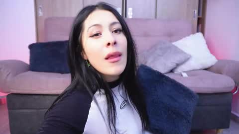 Sophiie online show from March 12, 4:15 am