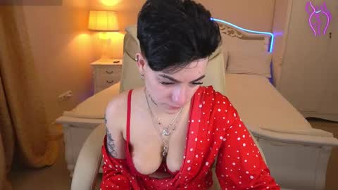 Sophiya online show from March 12, 6:43 pm