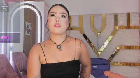 sophy  online show from May 25, 1:15 am
