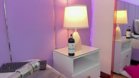 Snapshot of sophyruiz_ chatting on October 4, 12:22 pm Sophy online show from October 4, 12:22 pm