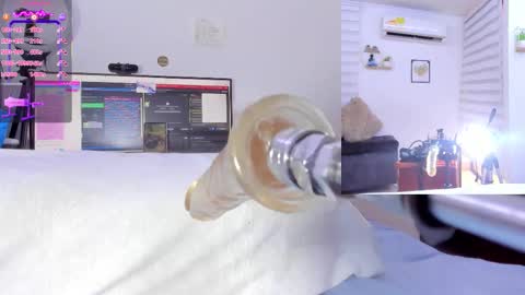 Soraya online show from October 6, 4:23 pm