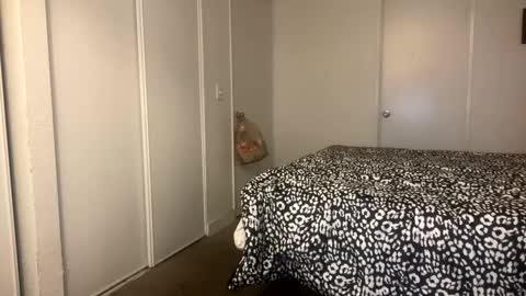 sosexcccny online show from February 11, 5:26 am