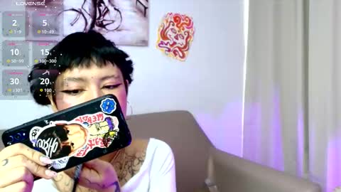 Alma  online show from December 15, 12:10 pm