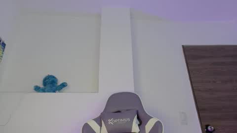 Ana  online show from November 15, 3:13 pm