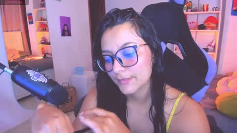 Lili online show from May 15, 2:16 am