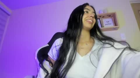 soy_gabrielaa online show from May 20, 12:57 pm