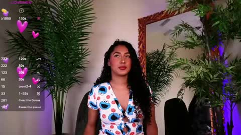 Juliana online show from May 21, 12:14 pm