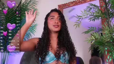 Juliana online show from May 27, 12:46 pm