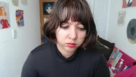 Nana Bela  online show from October 20, 8:01 pm