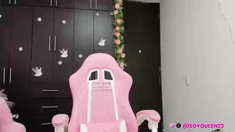 Snapshot of soyqeen chatting on September 11, 4:57 am SoyQueen online show from September 11, 4:57 am