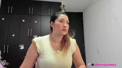 Snapshot of soyqeen chatting on September 10, 4:56 am SoyQueen online show from September 10, 4:56 am