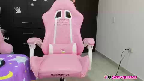 Snapshot of soyqeen chatting on September 12, 5:08 am SoyQueen online show from September 12, 5:08 am
