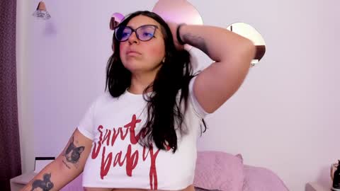 Snapshot of soysamicita_ chatting on February 6, 11:53 am Sami Diaz online show from February 6, 11:53 am