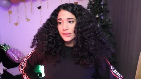 You want to talk to me more personal follow me in My Channel VIP  50 the discount       online show from December 9, 10:52 pm