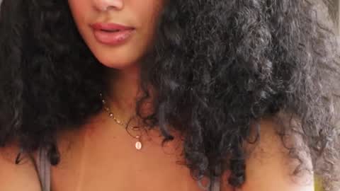 You want to talk to me more personal follow me in My Channel VIP  50 the discount       online show from December 20, 7:17 pm