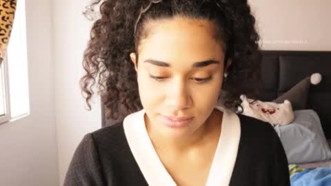 You want to talk to me more personal follow me in My Channel VIP  50 the discount       online show from December 18, 3:50 pm