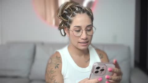 Snapshot of soytulu_ chatting on January 22, 5:06 pm brisa s online show from January 22, 5:06 pm