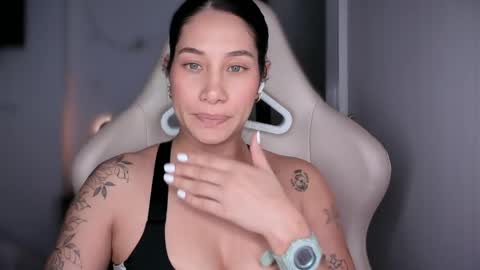 brisa  s online show from May 19, 8:16 pm