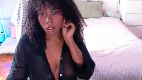 Soleil online show from March 12, 2:09 pm