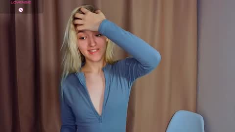 Mary online show from April 8, 6:21 pm