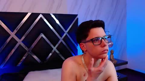 spencerm_ online show from January 8, 8:46 pm