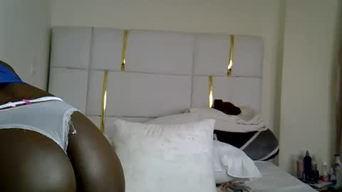 blackqueen online show from June 6, 7:36 am