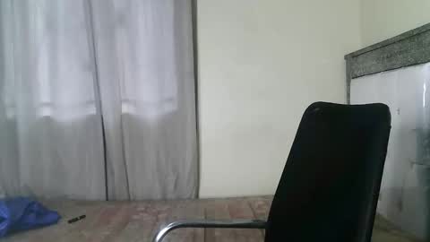 Snapshot of spicebae256 chatting on September 18, 9:52 am Smiles online show from September 18, 9:52 am