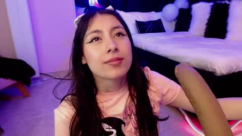 scarlett online show from November 25, 2:19 pm