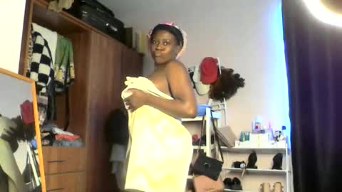 cherrie online show from March 27, 10:49 am