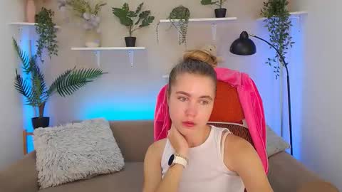 spicy_lexi online show from September 24, 7:40 am