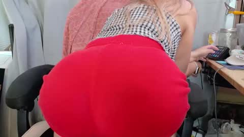 SpikedBella Same on all socials and OF online show from May 26, 10:09 pm