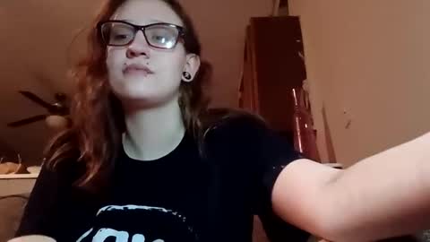 Snapshot of spoiledprincess4 chatting on February 9, 2:49 am Princess online show from February 9, 2:49 am