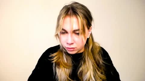 Karina online show from April 27, 8:00 am