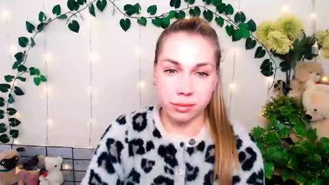 Karina online show from March 23, 8:53 am