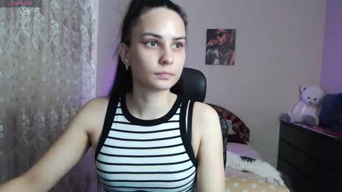 Tips are the best compliment to a woman online show from November 27, 9:01 am