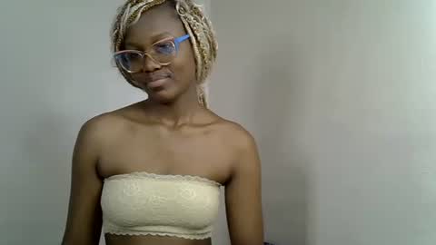 Tashy online show from October 26, 11:33 pm