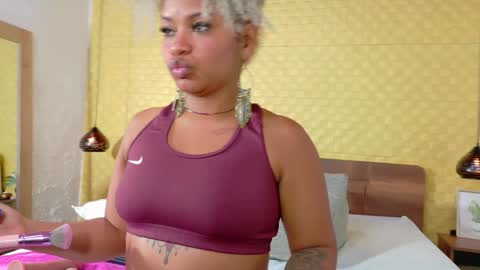 Snapshot of squirter_girl69 chatting on December 27, 4:26 am squirter_girl69 online show from December 27, 4:26 am