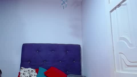 Snapshot of squirter_girl69 chatting on February 20, 3:34 am squirter_girl69 online show from February 20, 3:34 am