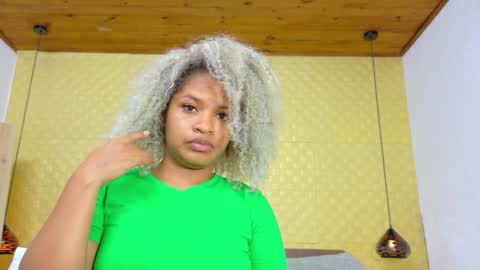 Snapshot of squirter_girl69 chatting on December 6, 2:57 am squirter_girl69 online show from December 6, 2:57 am