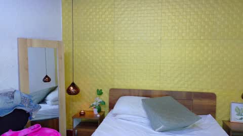 Snapshot of squirter_girl69 chatting on February 7, 3:55 am squirter_girl69 online show from February 7, 3:55 am