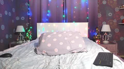 just Jess online show from December 17, 3:17 am