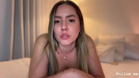 Sophie 3 online show from May 21, 12:41 am