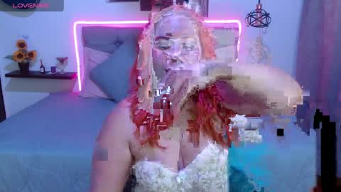 Sara online show from April 8, 1:57 pm