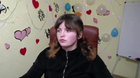 Stacey online show from February 3, 6:34 am