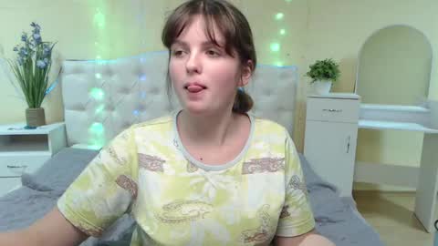 Stacey online show from February 4, 4:50 pm