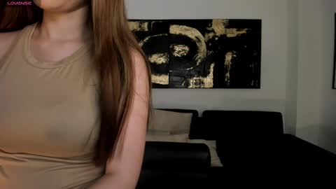 Snapshot of staceywood_ chatting on March 11, 10:29 am Stacy Woods online show from March 11, 10:29 am