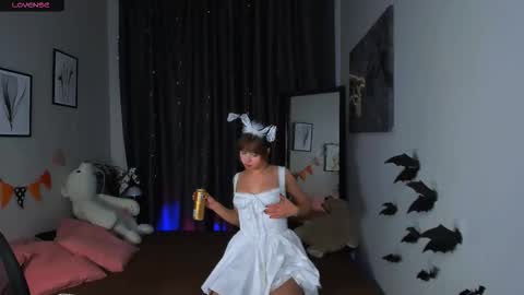 Stacy online show from October 25, 2:35 pm