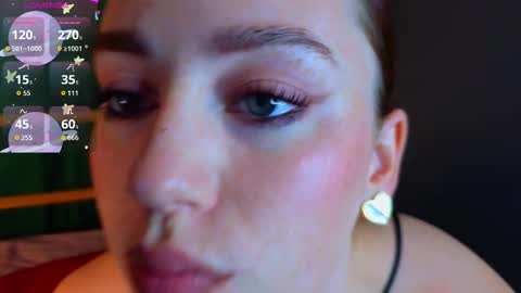 stacywats online show from September 22, 9:46 pm